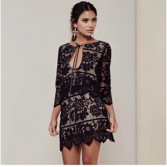 For Love and Lemons Lace Blouse - Picture 2 of 6